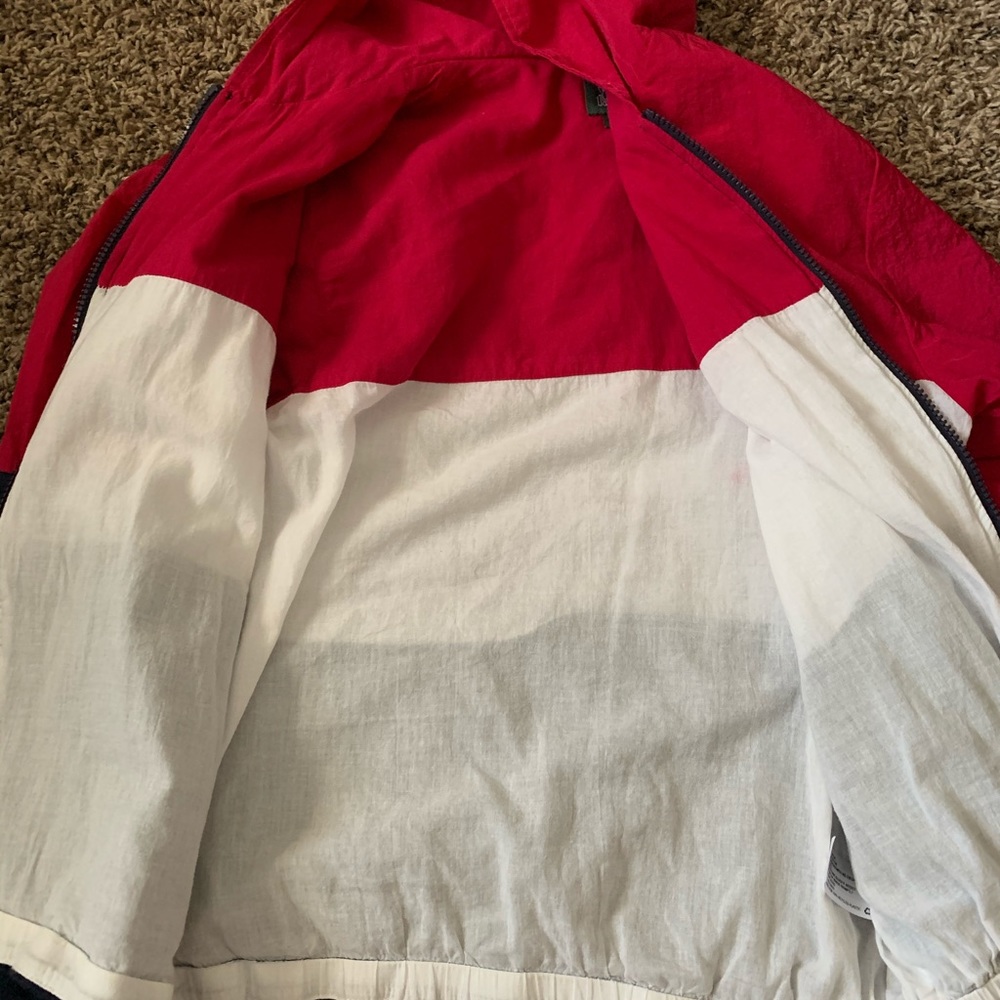 windbreaker - Picture 2 of 3